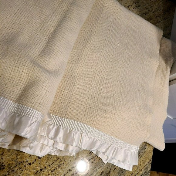 Onkaparinga Bedding Vtg Onkaparinga Merino Wool Blanket Satin Trim 85x75 Doubl Cream Waffle